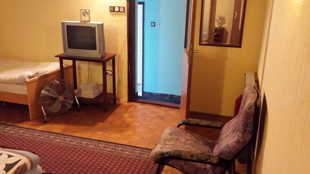 Guest House Gaja Νόβι Σαντ Δωμάτιο φωτογραφία